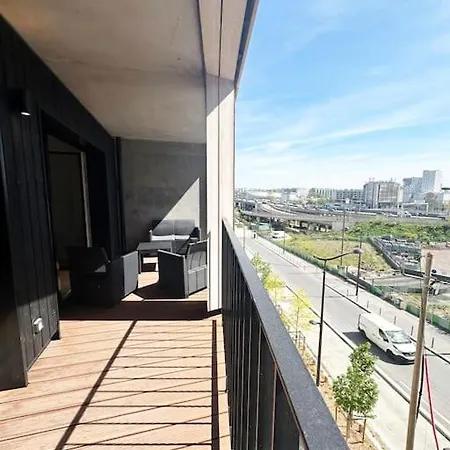 Appartement Charme Parisien Neuf Et Cosy Parijs